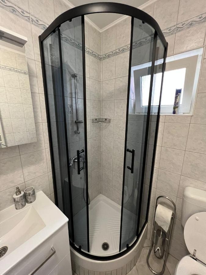Apartman Lara Rijeka Eksteriør billede